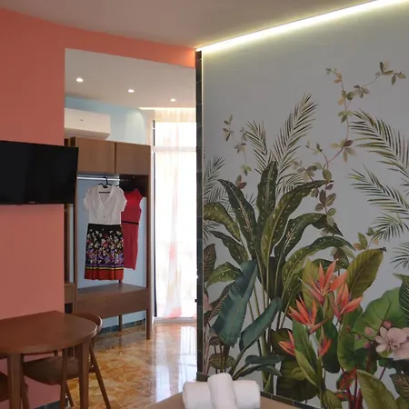 Kaleido - Center Bed & Breakfast Tropea