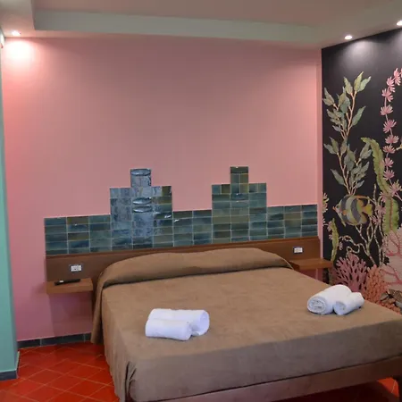 Kaleido - Center Bed & Breakfast Tropea