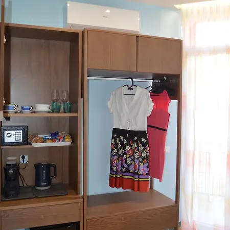 Kaleido - Center Bed & Breakfast 3*