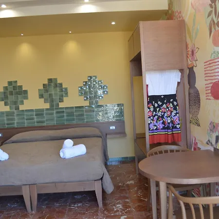 Kaleido - Center فندق مبيت وإفطار *