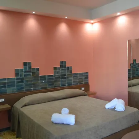 فندق مبيت وإفطار Kaleido - Center