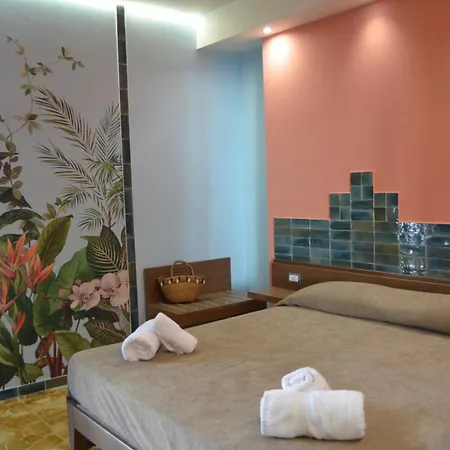 فندق مبيت وإفطار Kaleido - Center *
