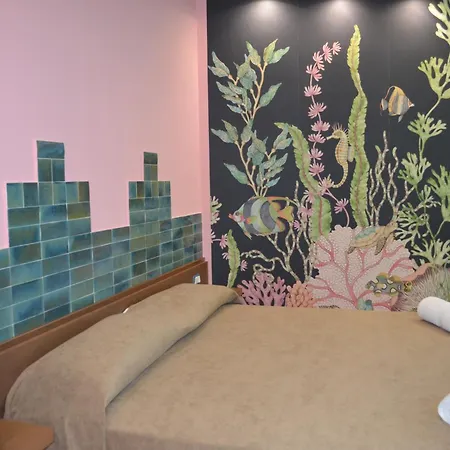 B&B Kaleido - Center