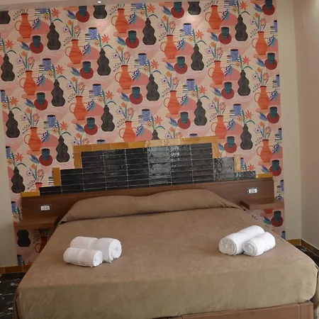 Kaleido - Center 트로페아